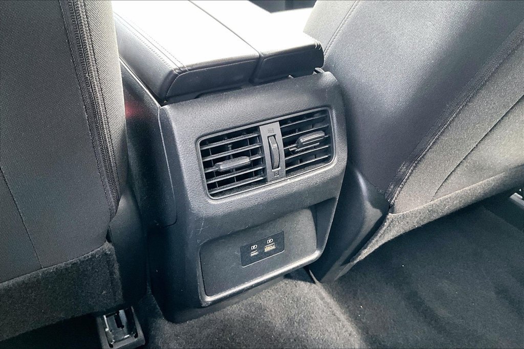 Used 2023 Nissan Rogue SV FWD image 32