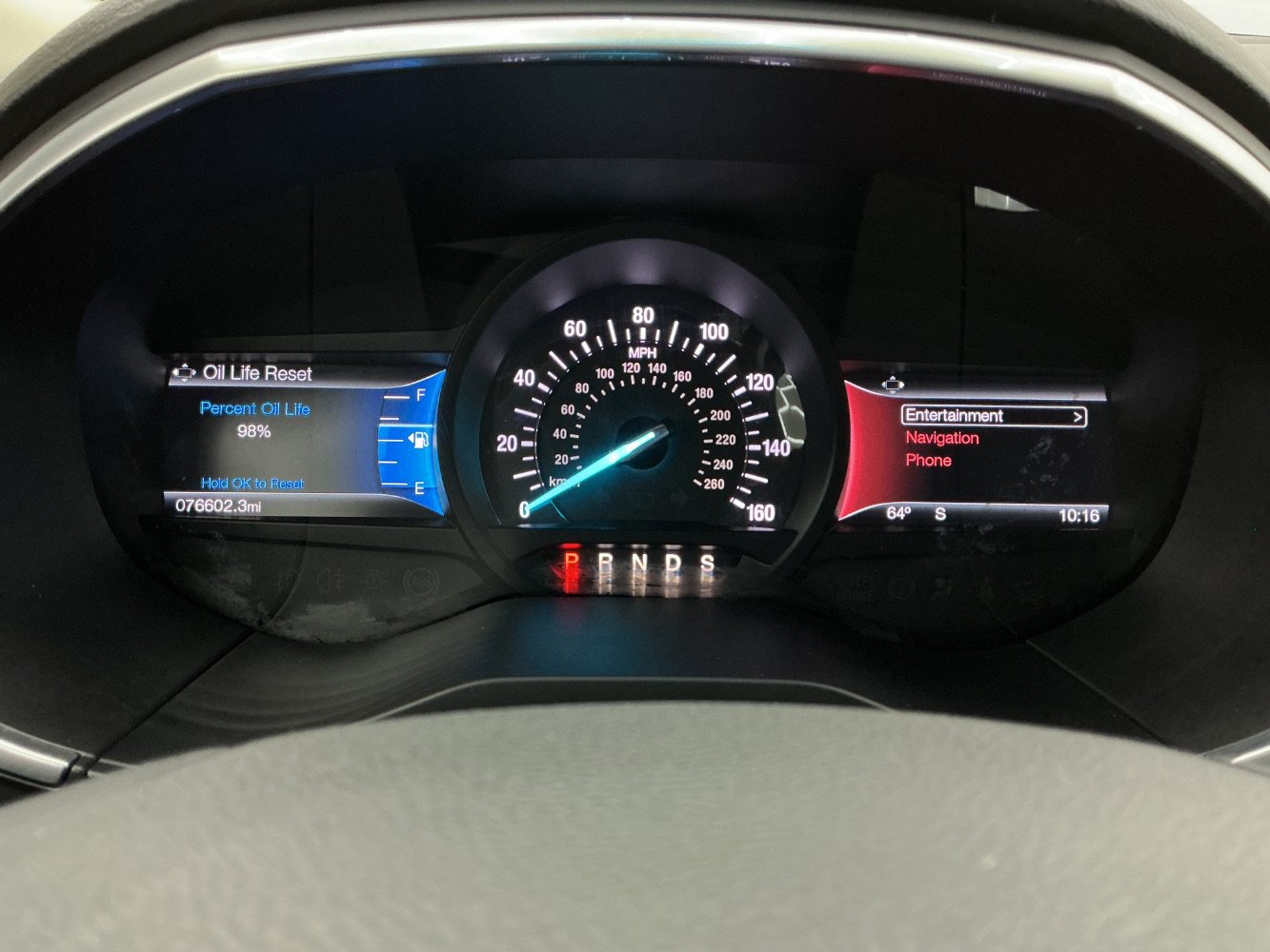Used 2018 Ford Edge Titanium w/ Technology Package FWD image 26
