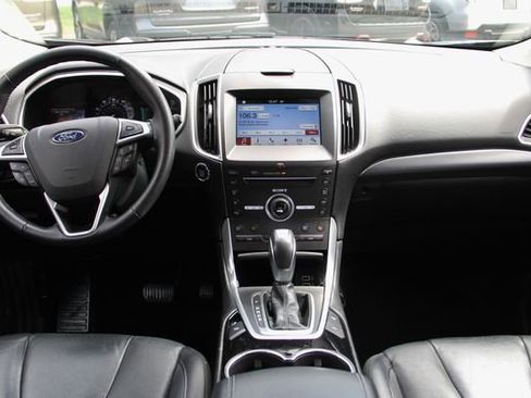 Used 2016 Ford Edge Titanium w/ Equipment Group 302A image 34