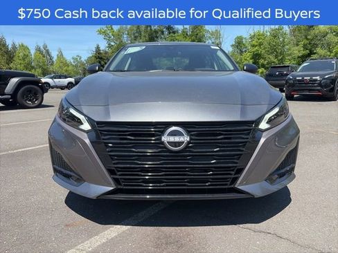 New 2026 Nissan Altima 2.5 SV FWD image 2