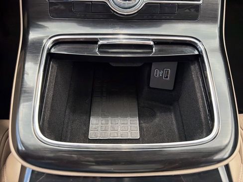 Used 2021 Lincoln Nautilus Reserve w/ Equipment Group 201A AWD/4WD image 38