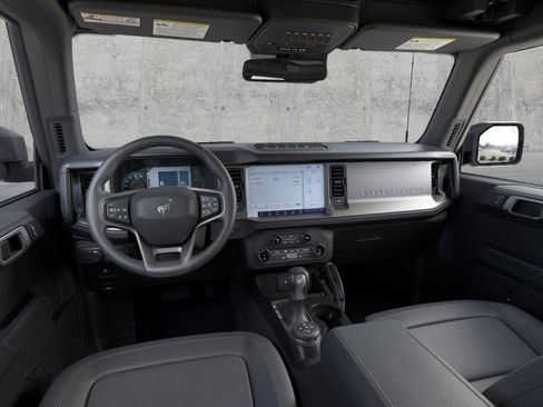 New 2025 Ford Bronco Badlands image 9
