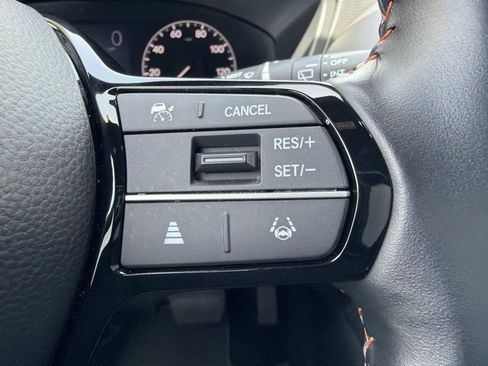 Used 2025 Honda HR-V Sport image 23