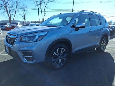 Used 2021 Subaru Forester Limited image 3