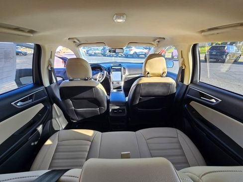 Used 2022 Ford Edge SEL image 29
