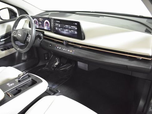 Certified 2024 Nissan Ariya AWD image 36