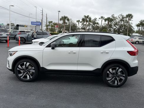 New 2026 Volvo XC40 B5 Ultra w/ Protection Package image 6