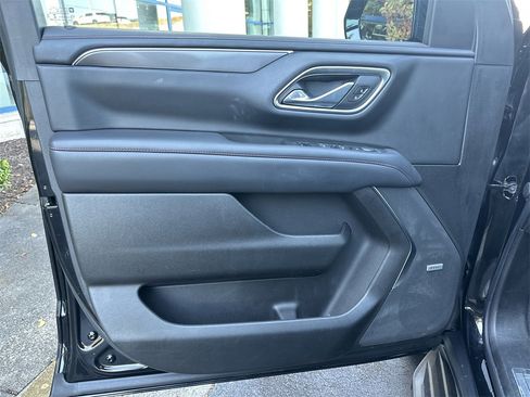 Used 2021 Chevrolet Tahoe RST image 10