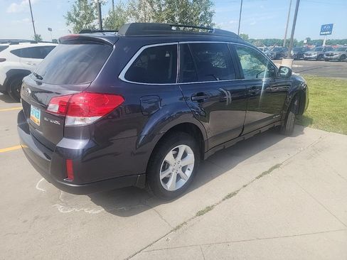 Used 2013 Subaru Outback 2.5i Premium w/ All-Weather Pkg AWD/4WD image 13