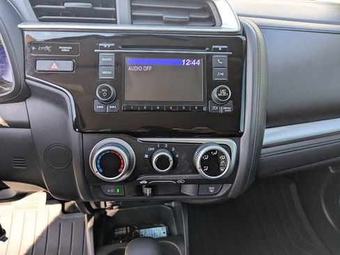 Used 2020 Honda Fit LX image 18