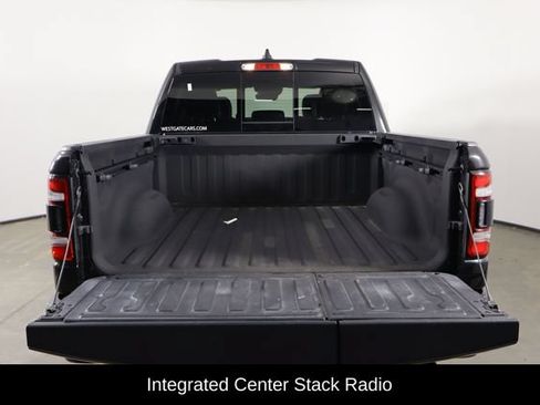 Used 2022 RAM 1500 Laramie AWD/4WD image 17