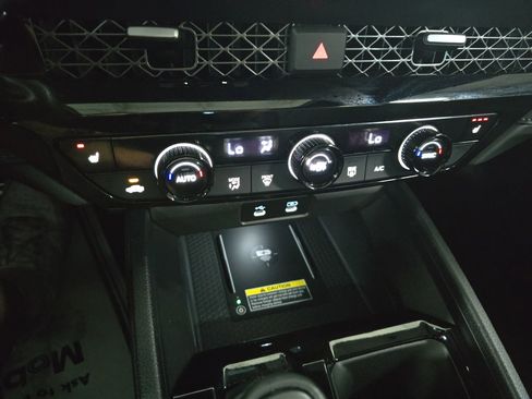 Used 2025 Honda Accord Sport image 23