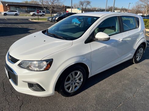 Used 2017 Chevrolet Sonic LT FWD image 6