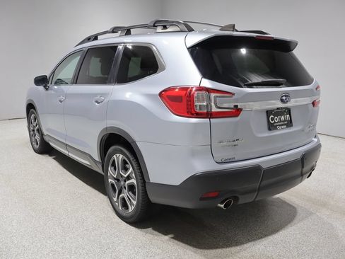 Used 2023 Subaru Ascent Limited AWD/4WD image 5