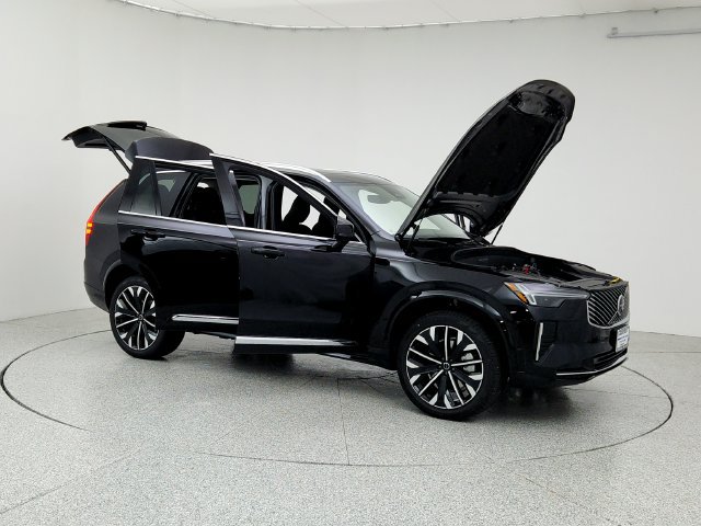 New 2026 Volvo XC90 B6 Plus w/ Protection Package Premier AWD/4WD image 10
