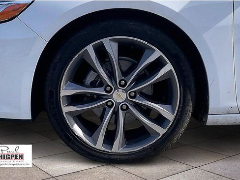 Used 2024 Chevrolet Malibu LT image 9