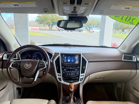 Used 2014 Cadillac SRX Luxury w/ Driver Awareness Package image 9