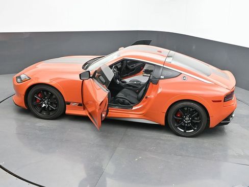 Used 2024 Nissan Z Performance w/ Heritage Edition RWD image 68