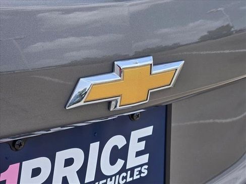Used 2019 Chevrolet Equinox LT FWD image 19