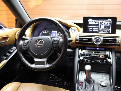 Used 2021 Lexus IS 300 w/ Comfort Package RWD image 31