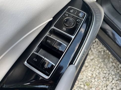 Used 2024 Cadillac Lyriq Sport RWD image 25