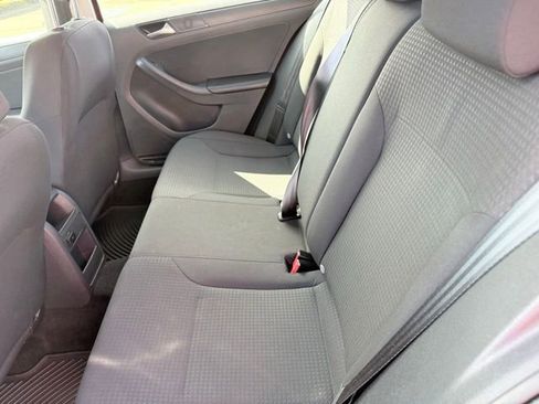 Used 2016 Volkswagen Jetta S image 13