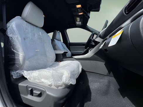 New 2026 Mitsubishi Eclipse Cross SEL AWD/4WD image 9