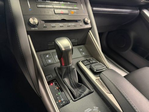 Used 2020 Lexus IS 350 F Sport w/ Blackline Edition AWD/4WD image 39