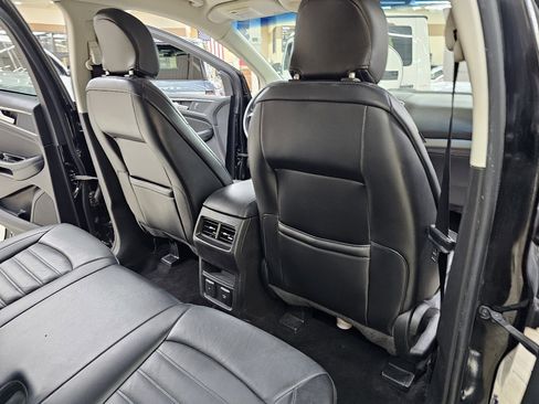 Used 2017 Ford Edge SEL w/ Equipment Group 201A image 23