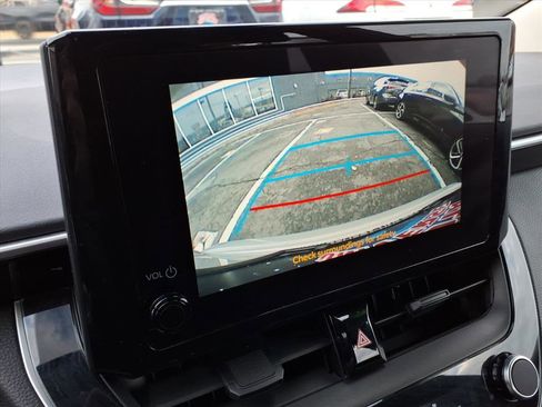 Certified 2023 Toyota Corolla LE image 18