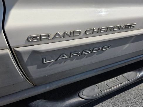 Used 1999 Jeep Grand Cherokee Laredo RWD image 8