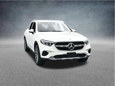 Used 2024 Mercedes-Benz GLC 300 image 5