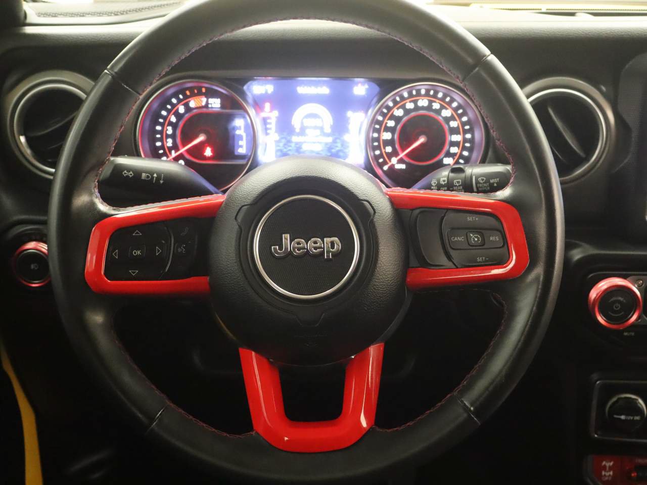Used 2019 Jeep Wrangler Unlimited Rubicon AWD/4WD image 14