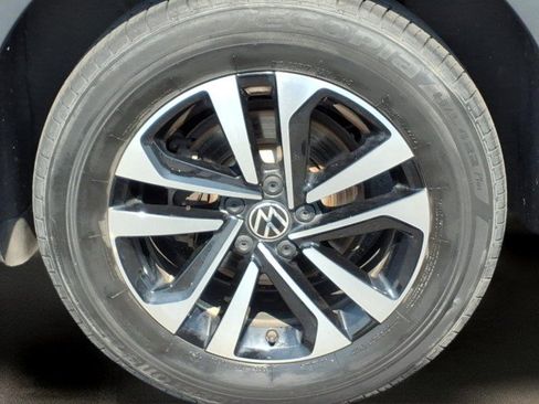 Certified 2023 Volkswagen Tiguan S FWD image 10