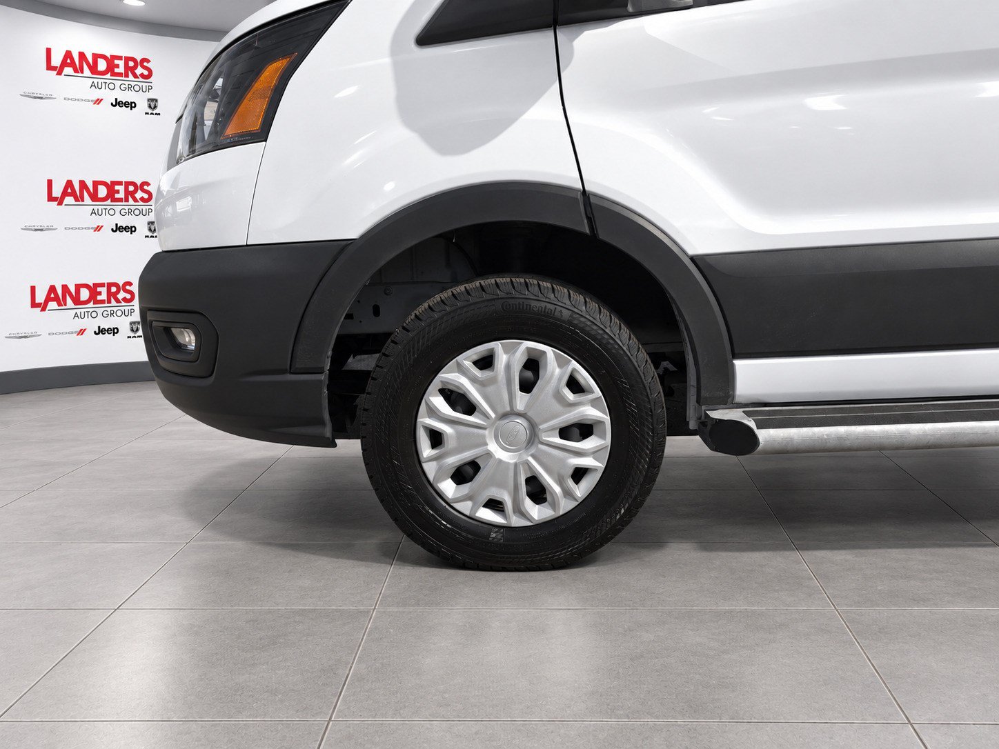 Certified 2025 Ford Transit 250 Low Roof w/ Exterior Upgrade Package RWD image 9