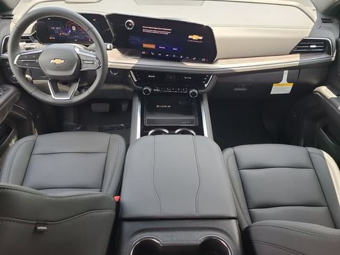 New 2026 Chevrolet Suburban LT w/ Comfort Package RWD image 16