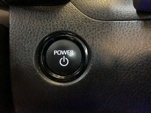 Used 2025 Toyota Camry SE w/ Convenience Package FWD image 26
