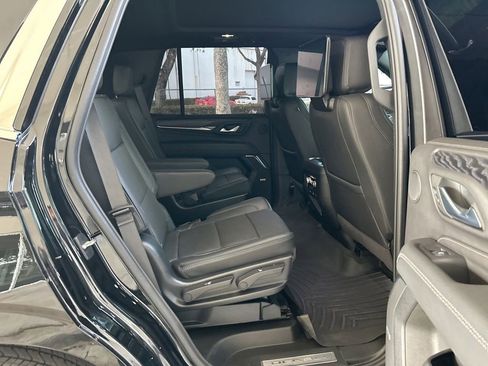 Used 2024 GMC Yukon Denali w/ Denali Reserve Package AWD/4WD image 28