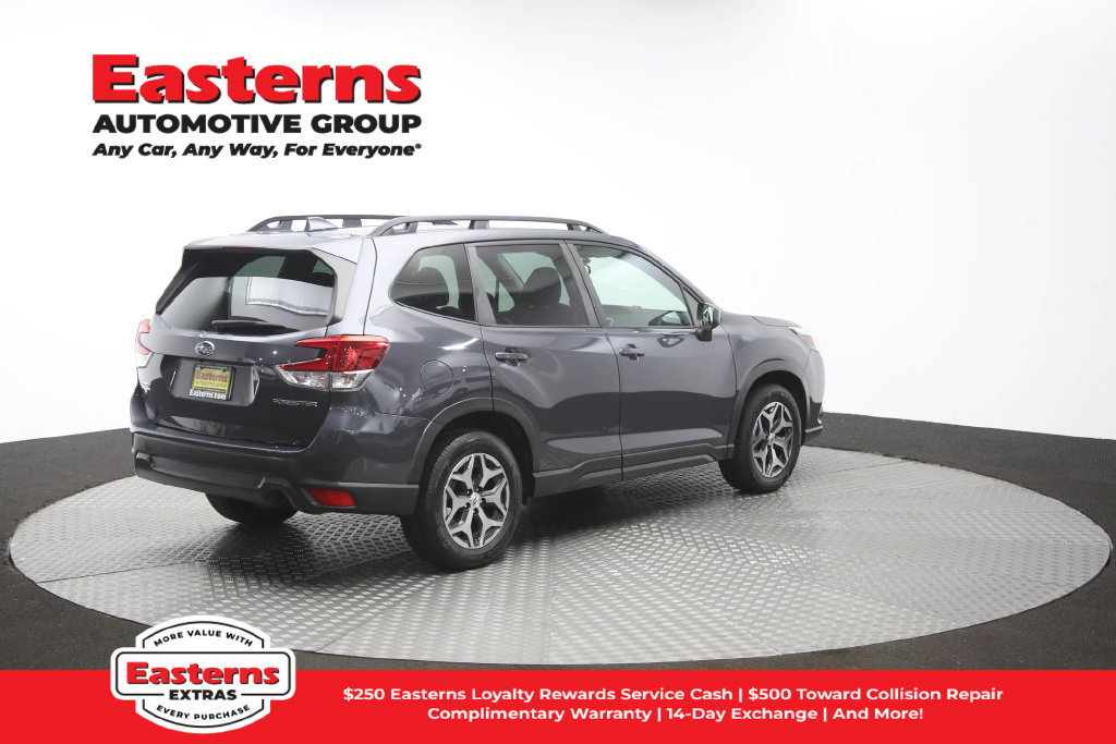 Used 2022 Subaru Forester Premium AWD/4WD image 45