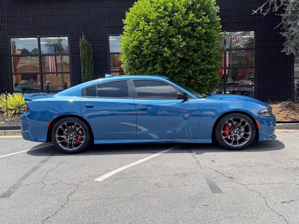 Used 2023 Dodge Charger R/T w/ Performance Handling Group RWD image 21