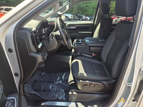 Used 2022 Chevrolet Silverado 1500 LT AWD/4WD image 15