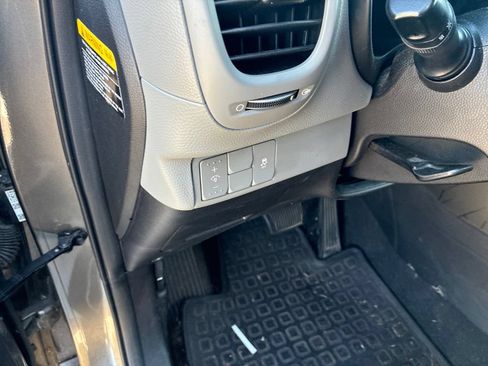 Used 2019 Kia Soul FWD image 22