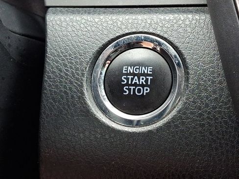 Certified 2021 Toyota Camry SE w/ Convenience Package FWD image 24