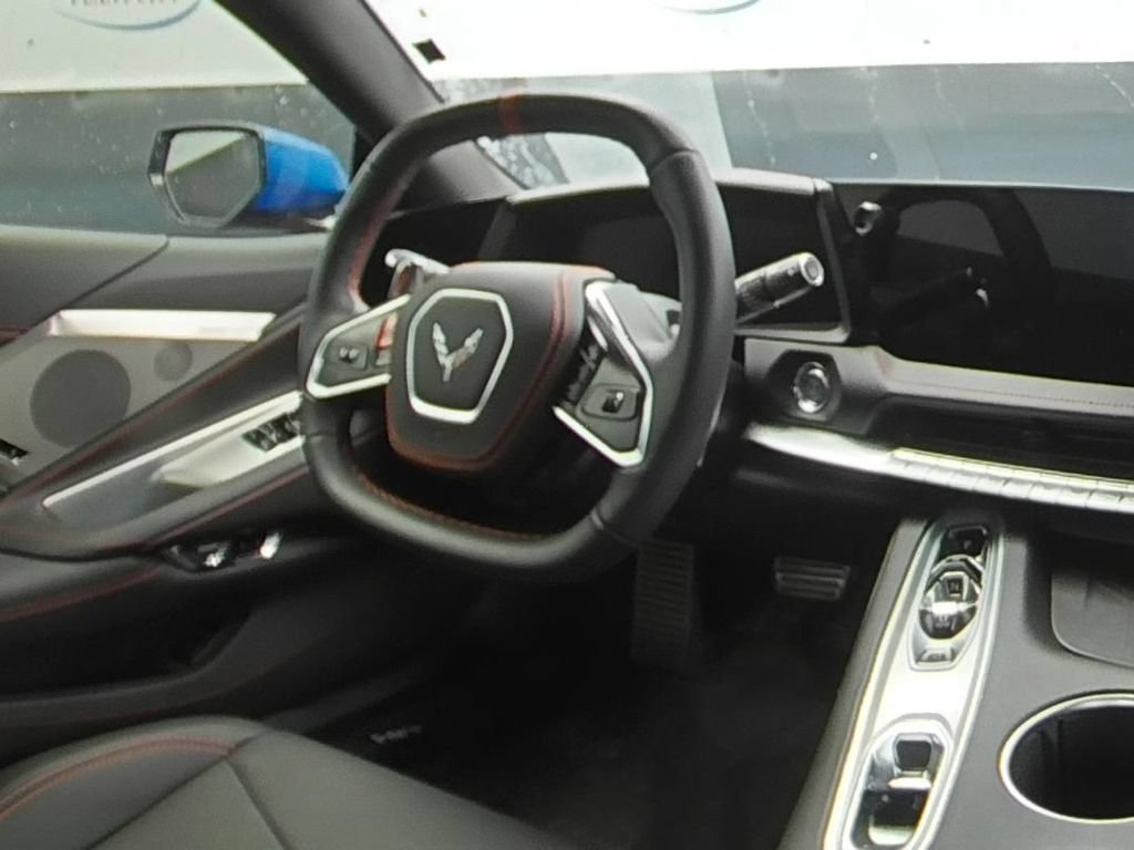 Used 2026 Chevrolet Corvette Stingray Preferred Cpe w/ 2LT RWD image 16