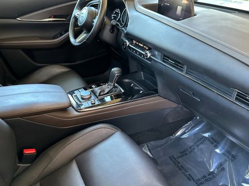 Used 2023 MAZDA CX-30 AWD 2.5 S w/ Premium Package image 17