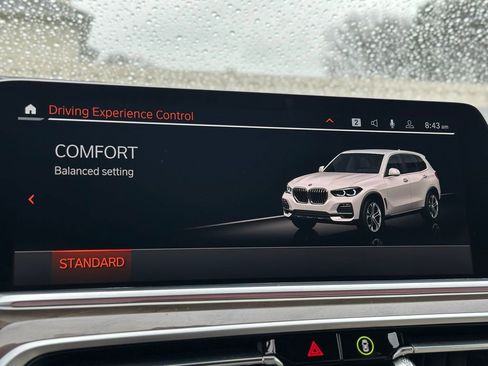 Used 2022 BMW X5 xDrive40i w/ Premium Package image 79