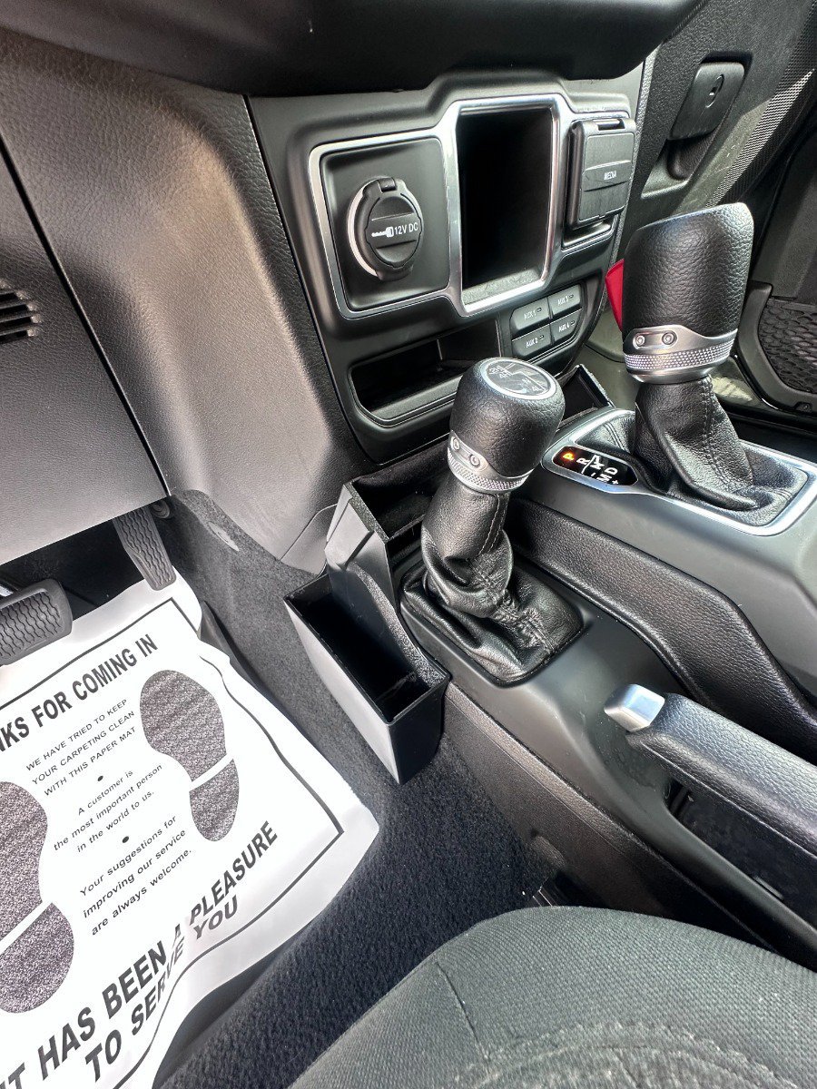 Used 2021 Jeep Gladiator Sport AWD/4WD image 16