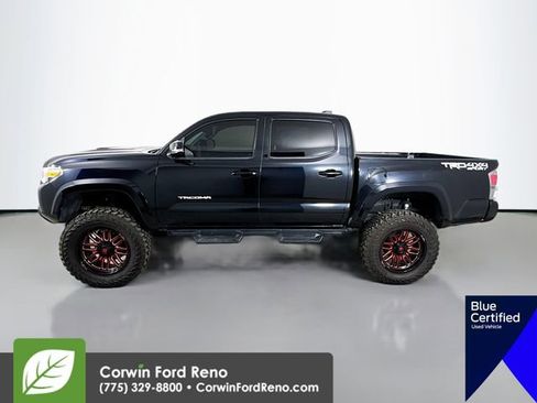 Used 2020 Toyota Tacoma TRD Sport image 4