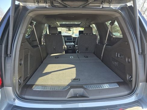 Used 2021 GMC Yukon XL Denali w/ Denali Ultimate Package image 17