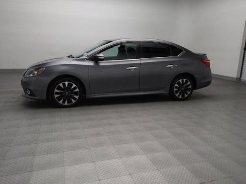 Used 2019 Nissan Sentra SR FWD image 2
